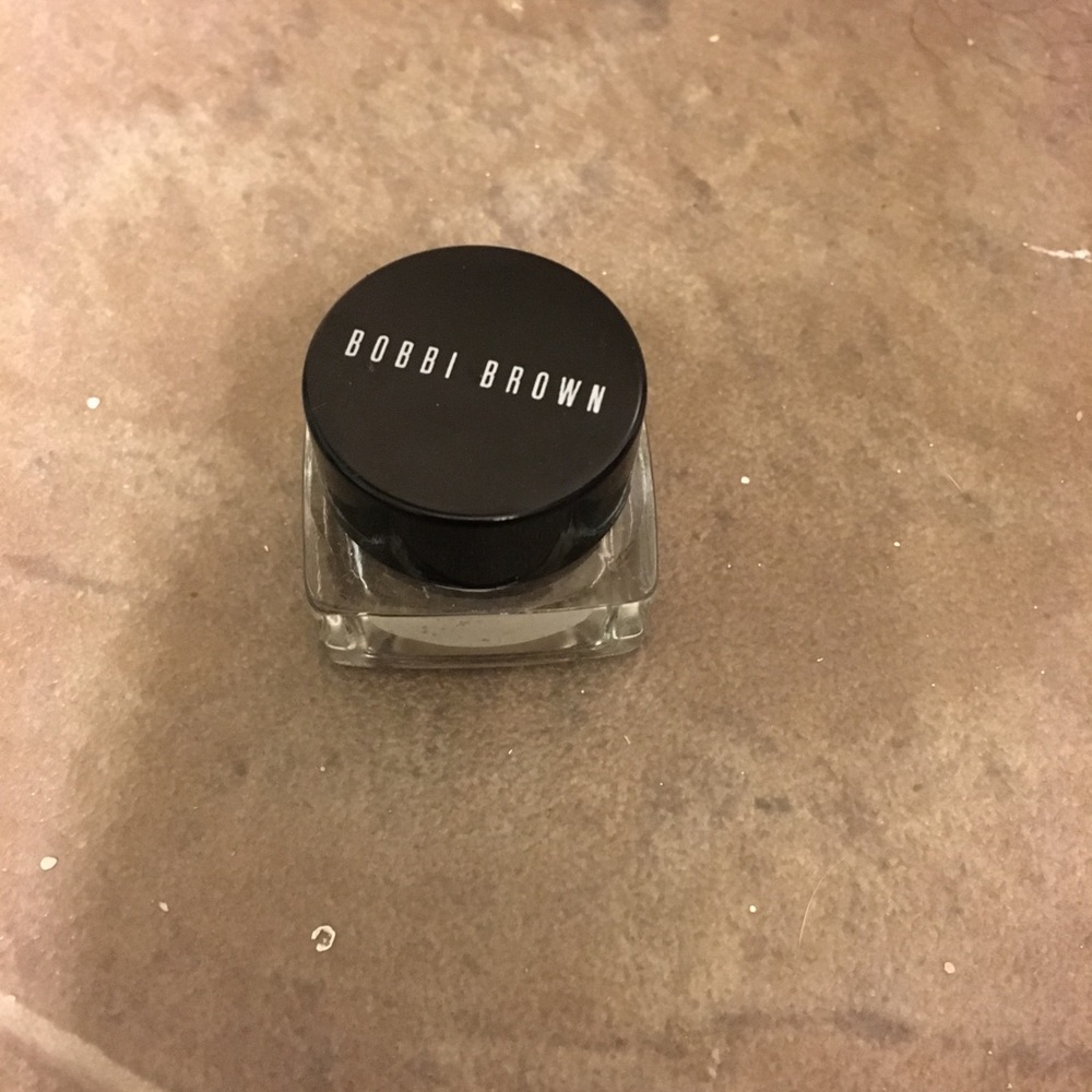 Bobbi Brown